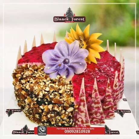 blaack-forest-bakery-birthday-cakes-cake-shop-in-chennai-big-0